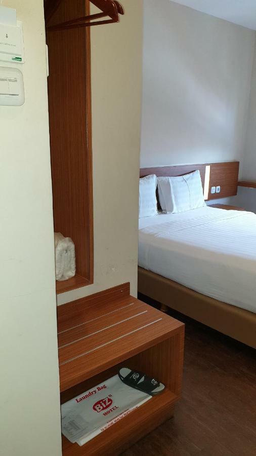 אמבון Biz Hotel City Center מראה חיצוני תמונה