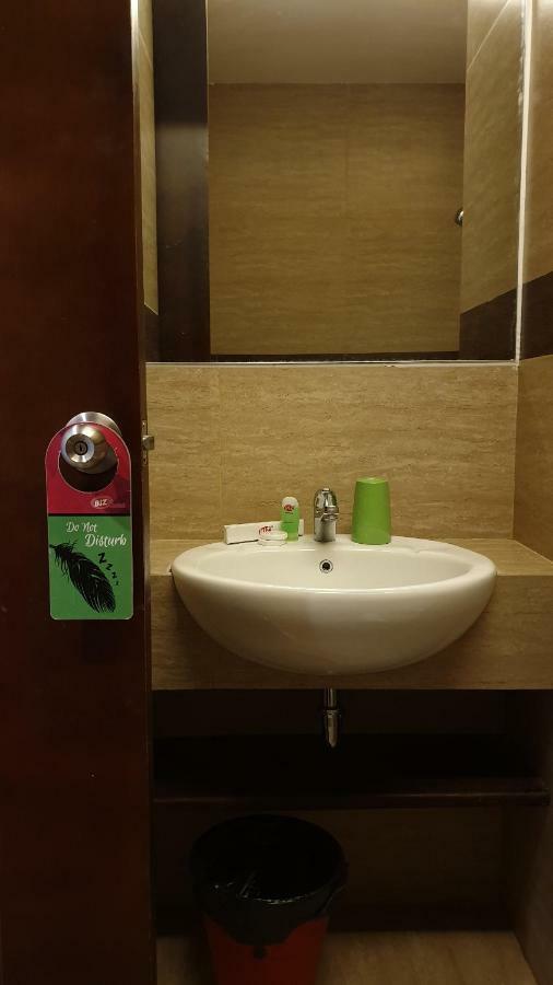 אמבון Biz Hotel City Center מראה חיצוני תמונה